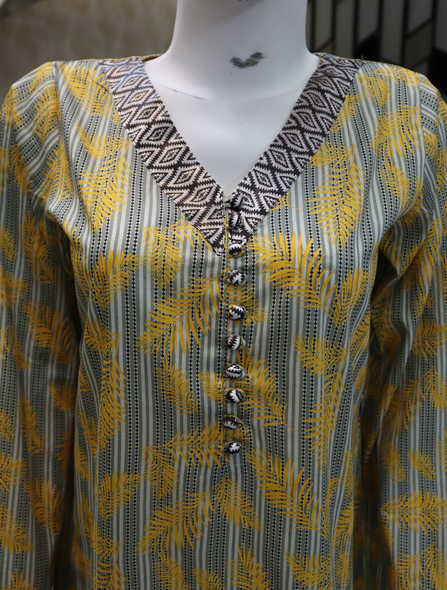 Schiffly Lawn - 2 Pcs Unstitched (24SS20)