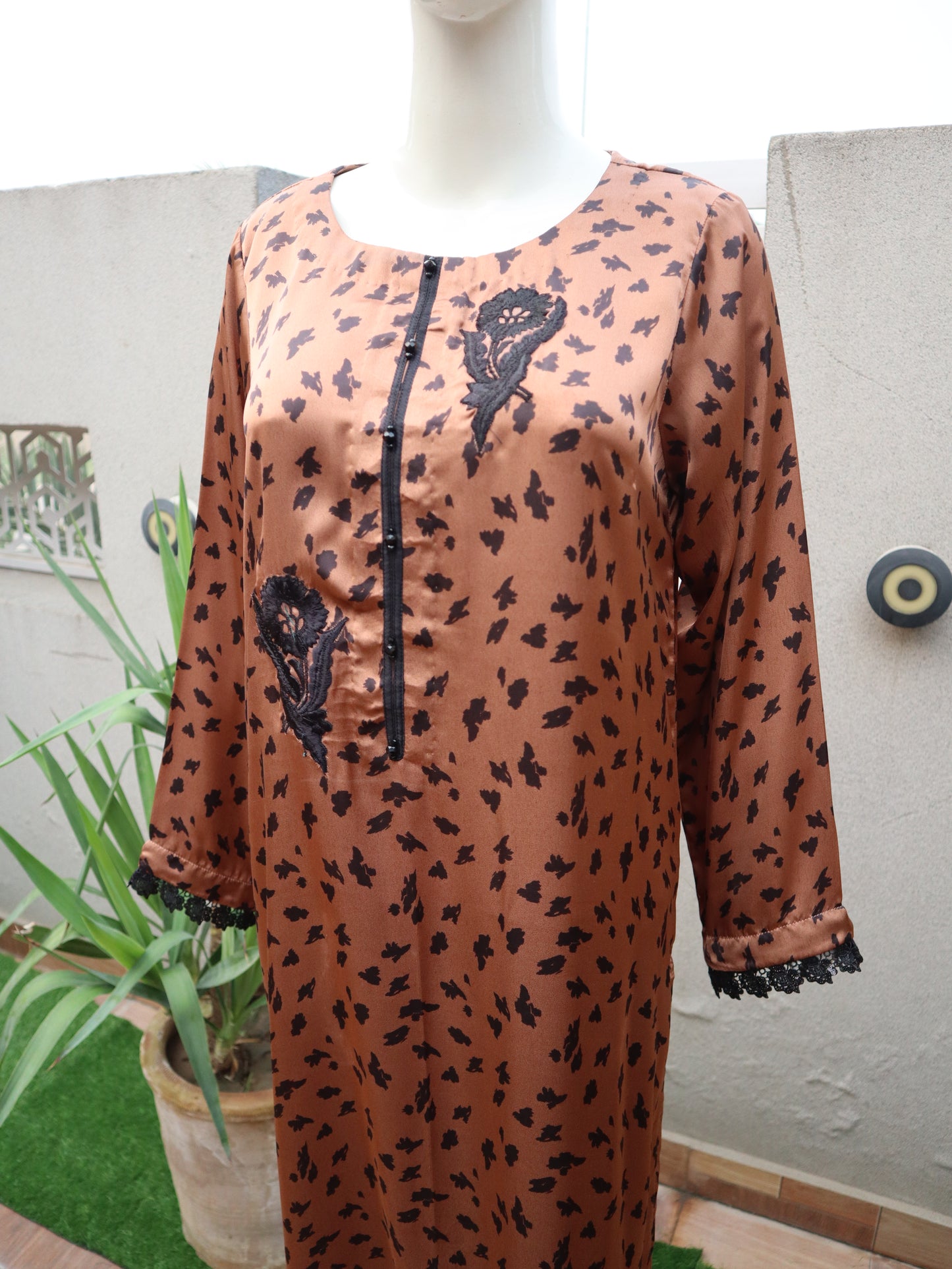 1 Piece Stitched Silk Shirt (24SW46)