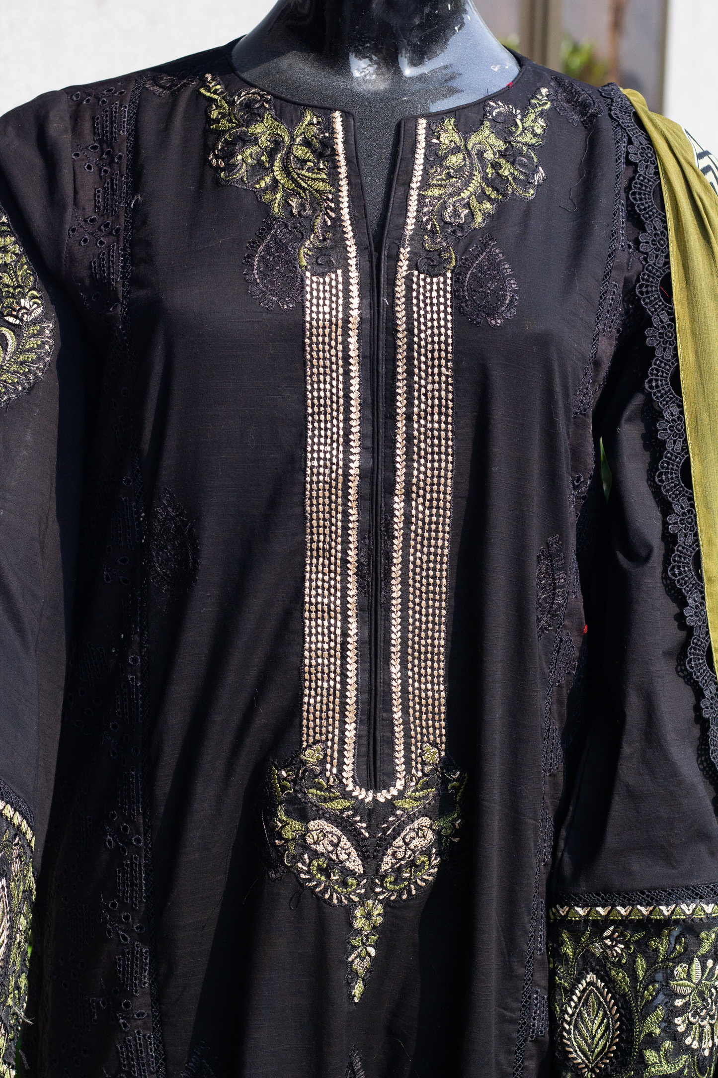Schiffly Chickenkari - 3 Pcs Unstitched (24SS01)